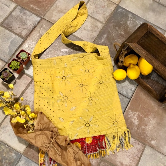 Handbags - ✨HANDMADE  SARI KANTHA CROSSBODY MARKET BAG✨